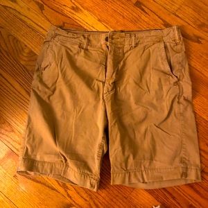 Men’s American Eagle shorts